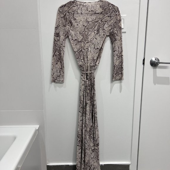 Reformation Jaz Dress - snake print dress - Picture 5 of 6